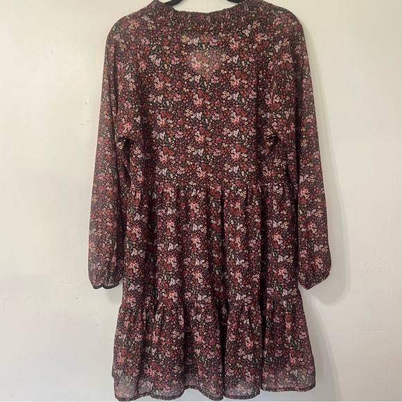 American Eagle Dark Ditzy Floral Tiered Boho Grunge Babydoll Mini Dress Size M - Picture 11 of 13